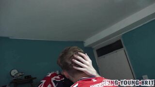 NUMEROUS CURRENCY-SHOTS YOUNGSTERS SODDENS STRANGERS SOFA